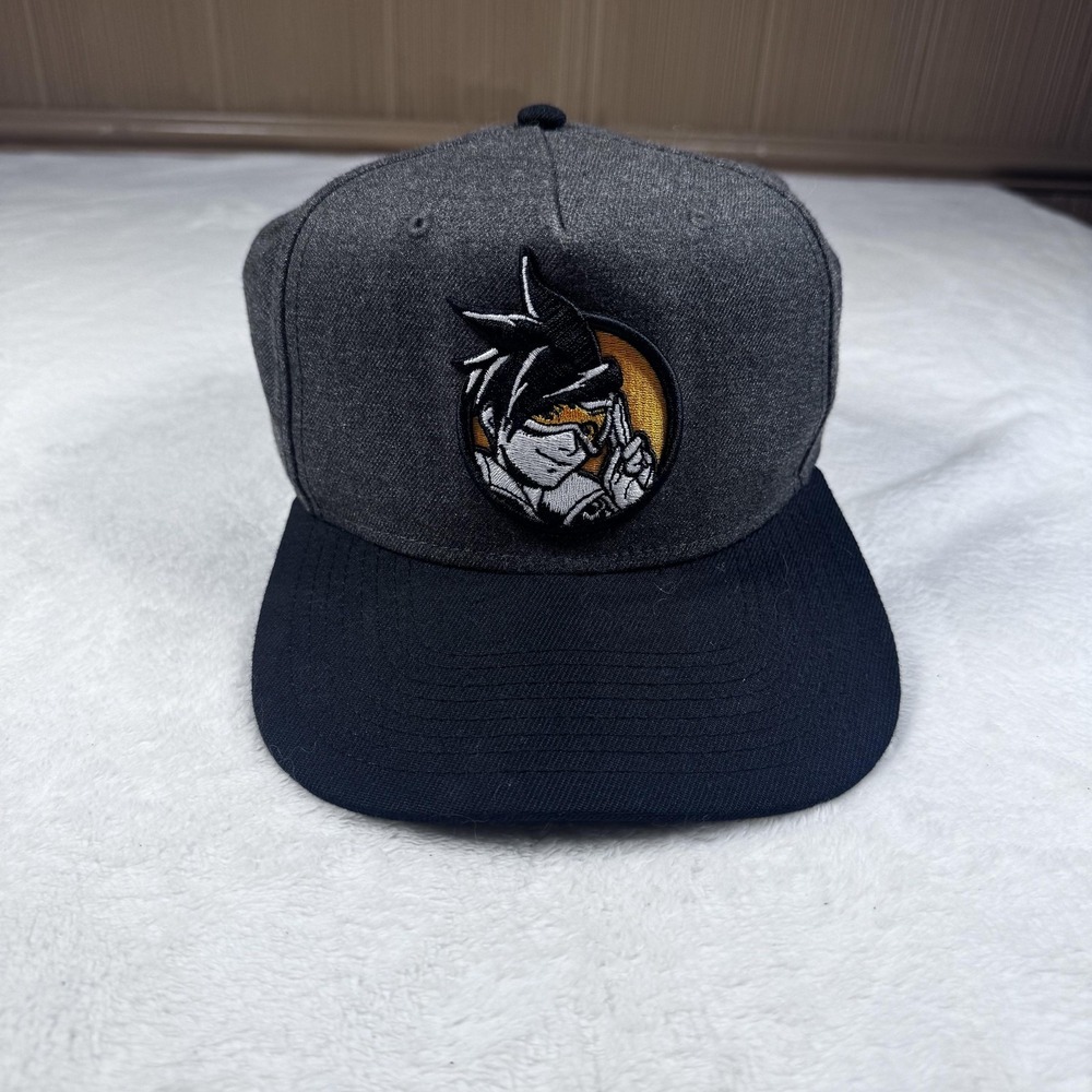 Overwatch Tracer Snapback Hat One Size‎ Gray Black Blizzard Entertainment Gaming